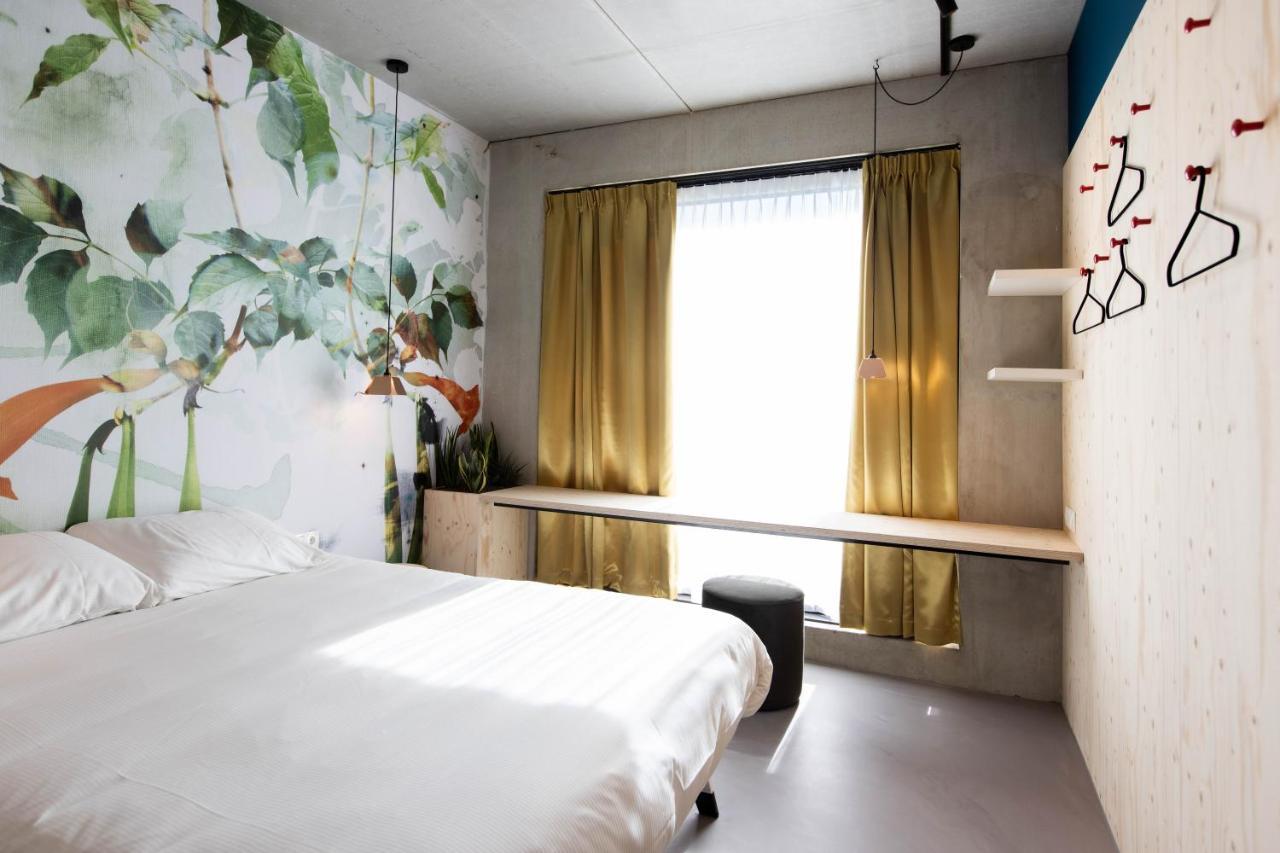 Hotel Moloko -Just A Room- Sleep&Shower-Digital Key By Sms Enschede Buitenkant foto